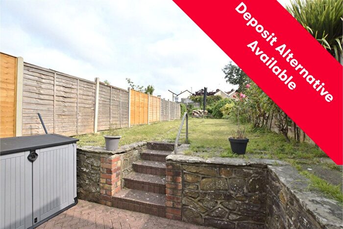 2 Bedroom End Of Terrace House To Rent In Bell Hill Road, Bristol, BS5