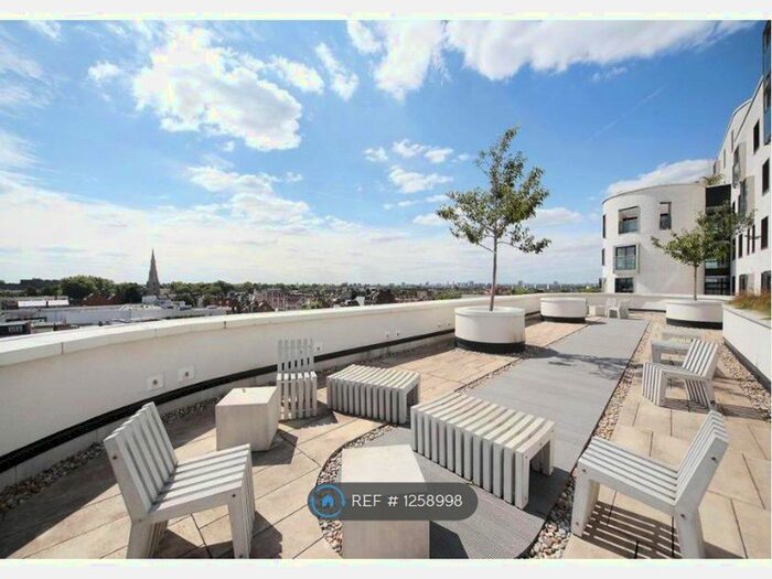 1 Bedroom Flat To Rent In St Luke Avenue, Clapham, SW4