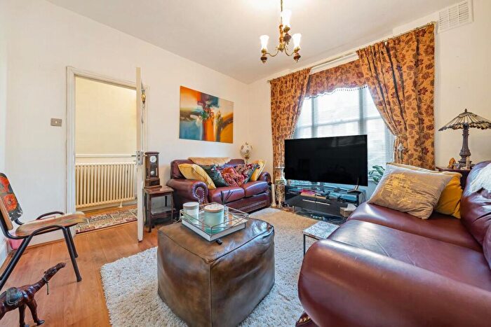 3 Bedroom Terraced House For Sale In Ashmead Road, St Johns, SE8