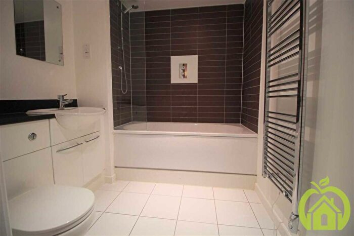 2 Bedroom Apartment To Rent In Maxim Tower, Romford, RM1