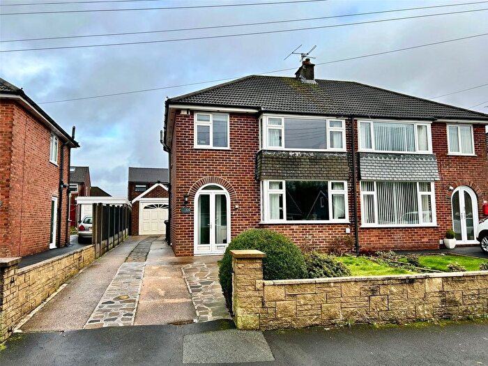 3 Bedroom Semi Detached House For Sale In Severn Drive, Walton-Le-Dale, Preston, Lancashire, PR5