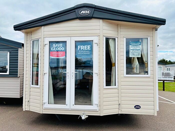 2 Bedroom Mobile/park Home For Sale In Canney Road, Steeple, Southminster, CM0