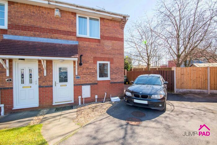2 Bedroom Semi-Detached House To Rent In Siskin Close, Newton-Le-Willows, WA12