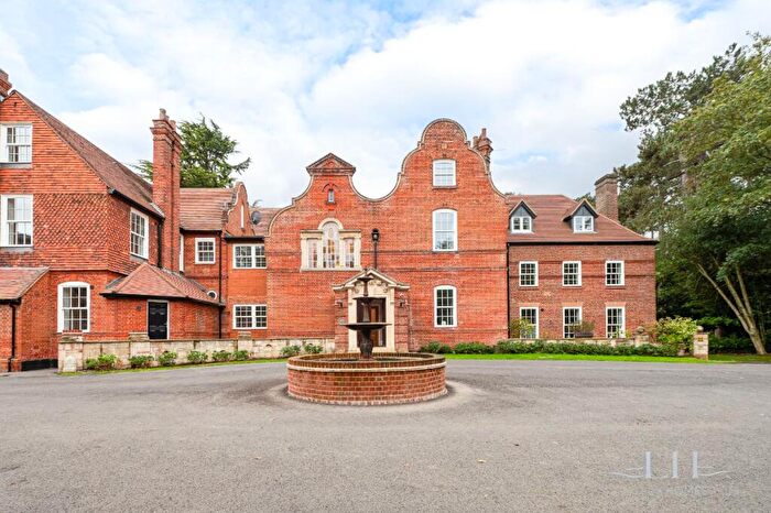 2 Bedroom Apartment To Rent In Millfields House, Ashwells Road, Pilgrims Hatch, Brentwood, CM15
