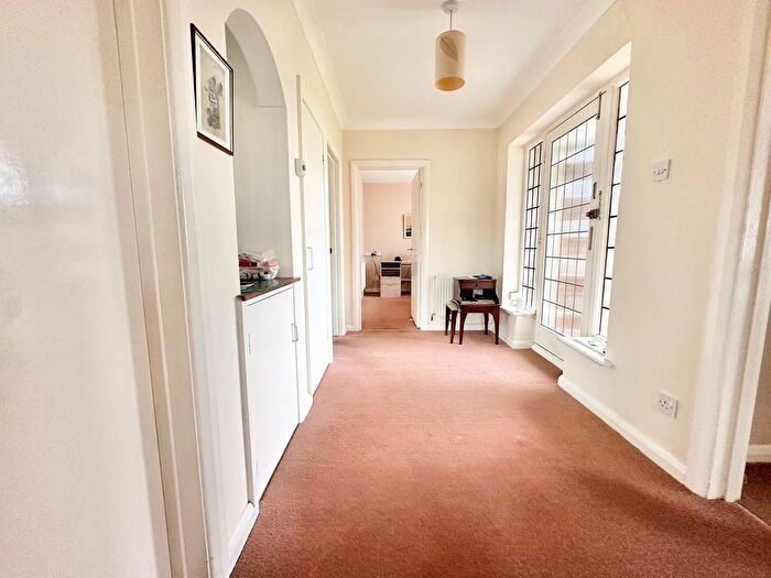 2 Bedroom Detached Bungalow For Sale In Findon Close, Bexhill-On-Sea, TN39