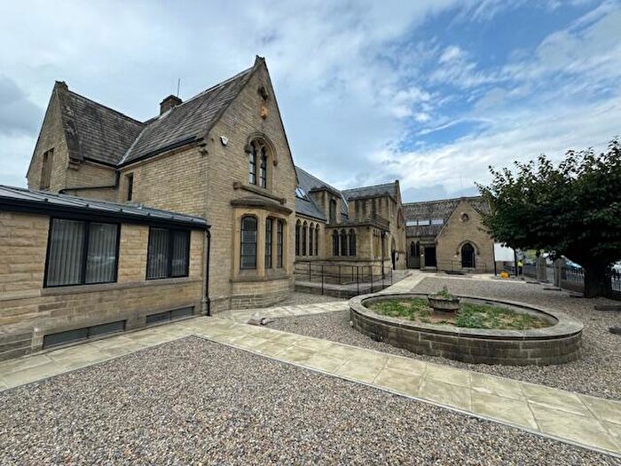 1 Bedroom Flat To Rent In Leeds Road, Shipley, West Yorkshire, BD18