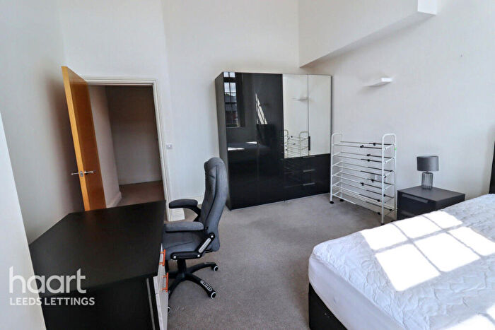 1 Bedroom Apartment To Rent In Victoria Gardens, Leeds, LS6