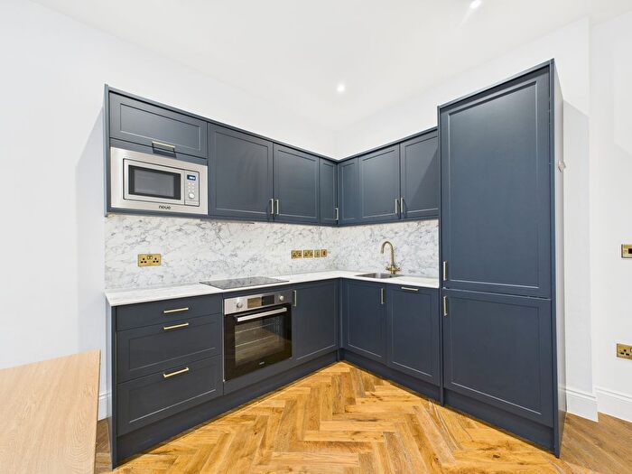 1 Bedroom Flat To Rent In Clarence Yard, Brighton, BN1