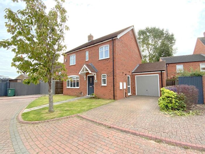 4 Bedroom Detached House For Sale In Foxtail Close, Scartho, DN33
