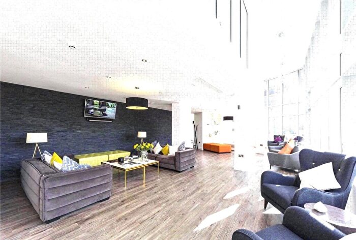2 Bedroom Apartment To Rent In New Bridge Street Salford, M3