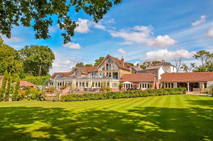 7 Bedroom Detached House For Sale In Anmore Lane, Lovedean, Waterlooville, Hampshire, PO7