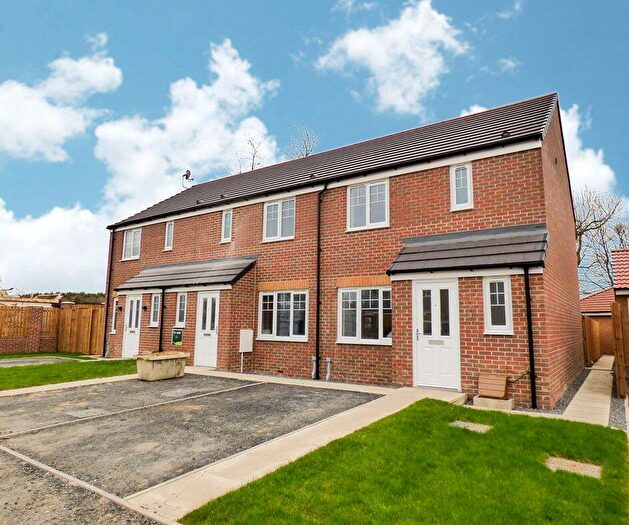 3 Bedroom Semi Detached House To Rent In Wingate Way, Ashington, Northumberland, NE63
