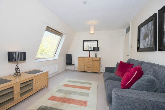 1 Bedroom Flat To Rent In King Street, Oxford, OX2