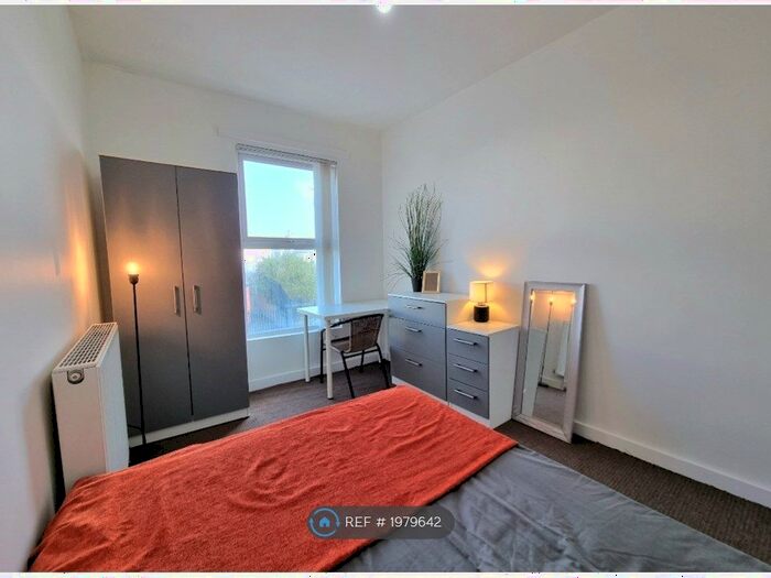 4 Bedroom Terraced House To Rent In Alderson Road, Liverpool, L15