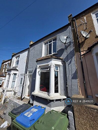 2 Bedroom Terraced House To Rent In Majendie Road, London, SE18