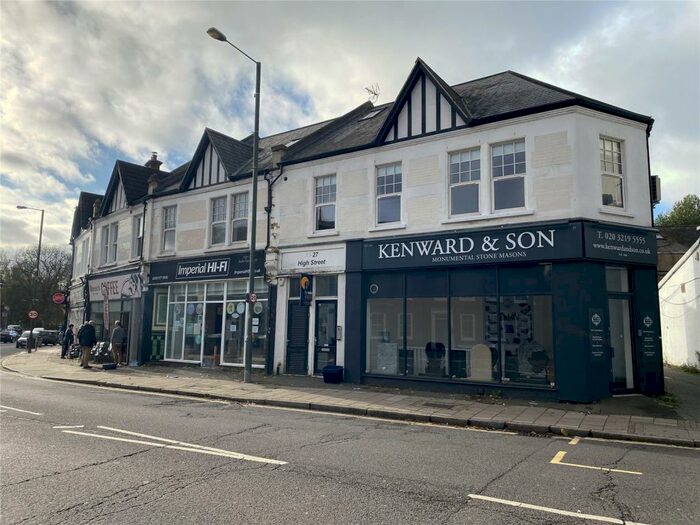 1 Bedroom Apartment To Rent In High Street, Hampton Wick, Kingston Upon Thames, KT1