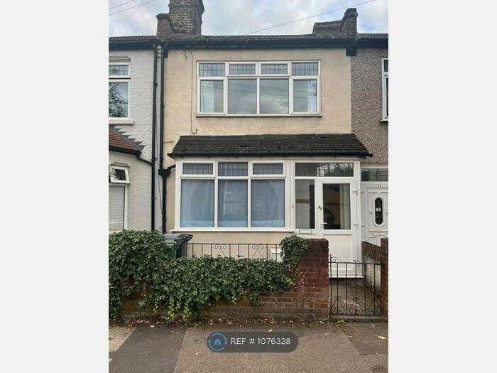 2 Bedroom Terraced House To Rent In Walpole Road, London, E17