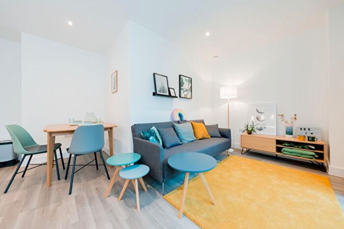 1 Bedroom Apartment To Rent In Javelin House, Lismore Boulevard London, NW9