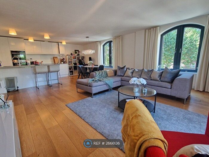 2 Bedroom Flat To Rent In Sugar Lane, London, SE16