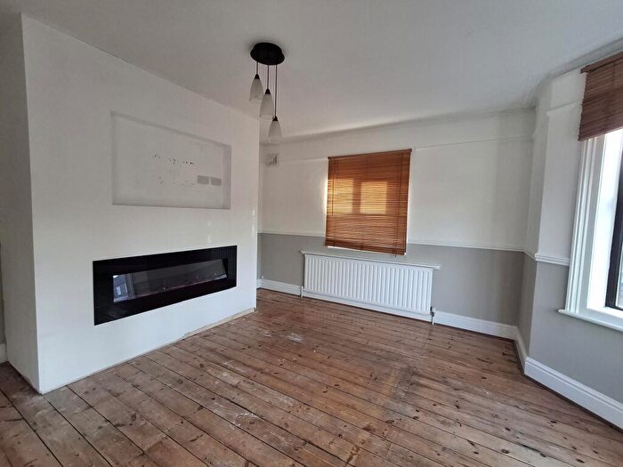 4 Bedroom Terraced House To Rent In Beech Street, Lincoln, LN5