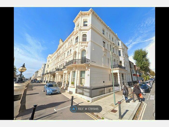 1 Bedroom Flat To Rent In Rochester Mansions, Hove, BN3