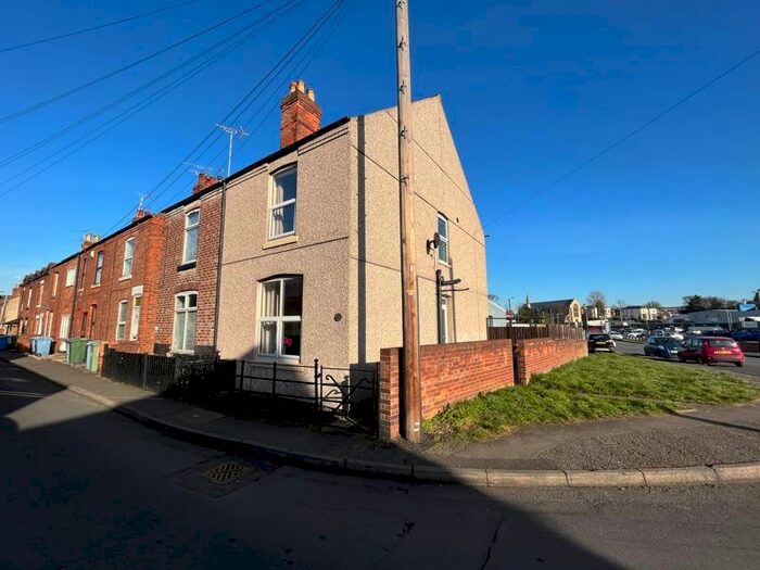 3 Bedroom Semi-Detached House To Rent In Beehive Street, Retford, DN22