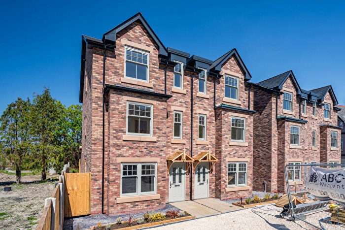 4 Bedroom Semi-Detached House For Sale In Hillside Road, Colwyn Bay, LL29