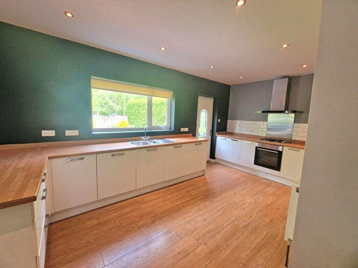 3 Bedroom House To Rent In Hatchell Drive, Bessacarr, DN4