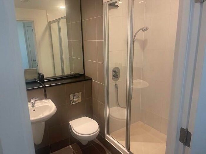 1 Bedroom Apartment To Rent In Gateway North, Leeds City Centre, LS9