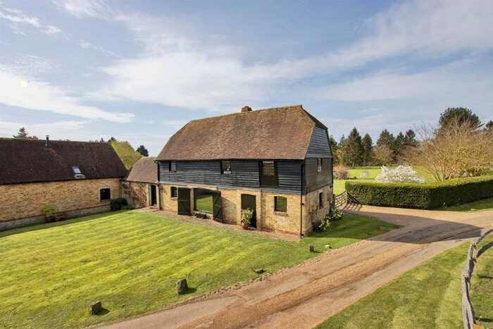 4 Bedroom Property For Sale In Caxton Place, Court Lane, Hadlow, TN11