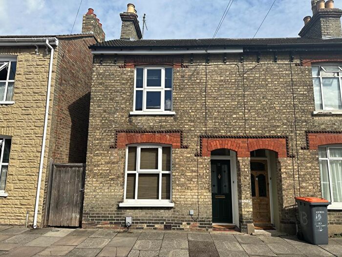 3 Bedroom Terraced House To Rent In Gladstone Street, Bedford, MK41