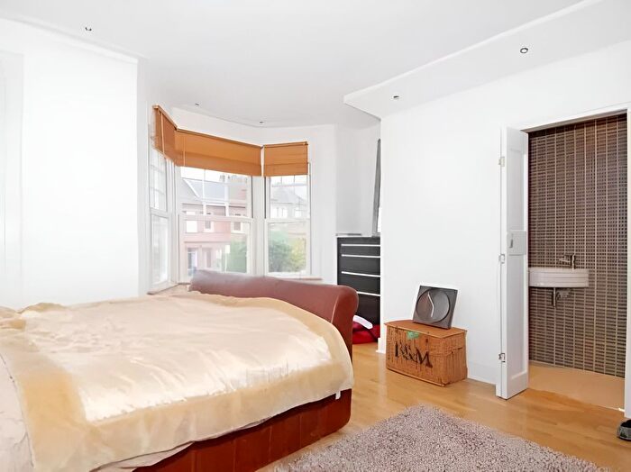 4 Bedroom Terraced House To Rent In Dunstans Road, London, SE22