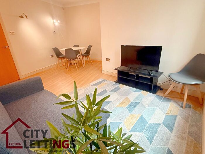 2 Bedroom Flat To Rent In Loxley Court, St. James Street, City Centre, NG1