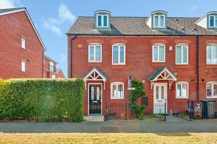 3 Bedroom End Of Terrace House For Sale In Speakman Way, Prescot, Merseyside, L34