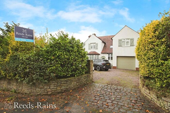 5 Bedroom Detached House For Sale In Ivy Lane, Macclesfield, Cheshire, SK11