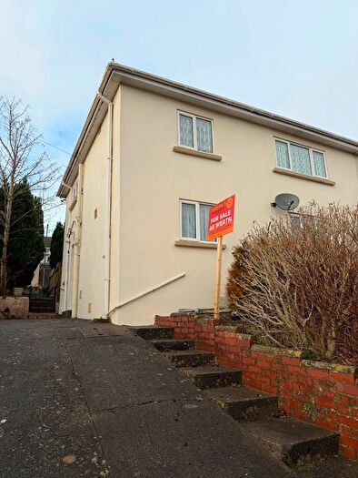 3 Bedroom Semi-Detached House For Sale In Maes Yr Haf, Llanelli, SA15