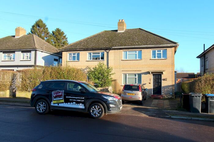 6 Bedroom Semi-Detached House To Rent In Elmbank Avenue, Englefield Green, Egham, TW20