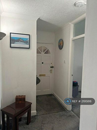 2 Bedroom Flat To Rent In Hamilton Street, Broughty Ferry, Dundee, DD5