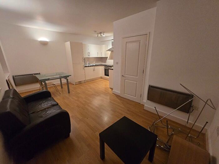 1 Bedroom Flat To Rent In Providence Place, London, N1