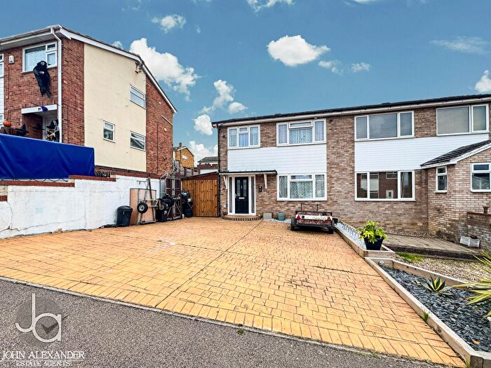 3 Bedroom Semi-Detached House For Sale In Briardale Avenue, Harwich, CO12