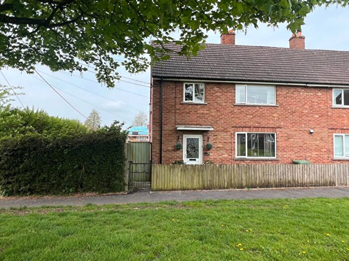 3 Bedroom Semi-Detached House For Sale In Douglas Drive, Shepton Mallet, BA4