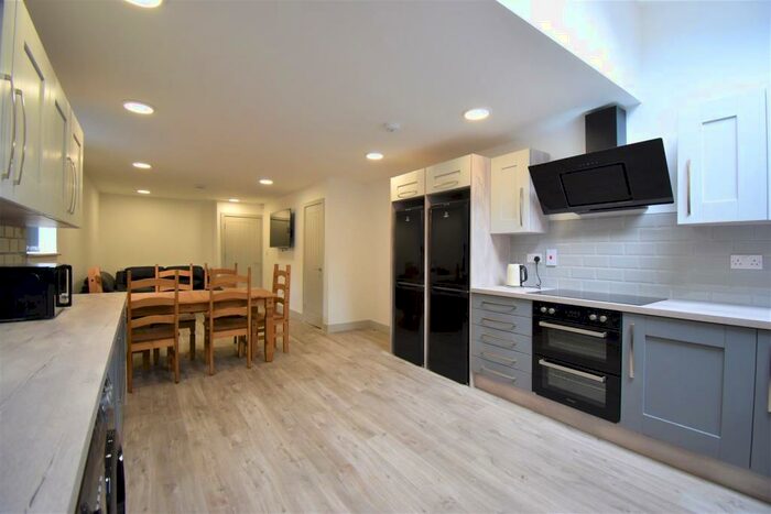 6 Bedroom Terraced House To Rent In / Academic Year Newly Refurbished Double Bedroom All En-suite, Tiverton Road, Selly Oak, Free Ultrafast M B, B29