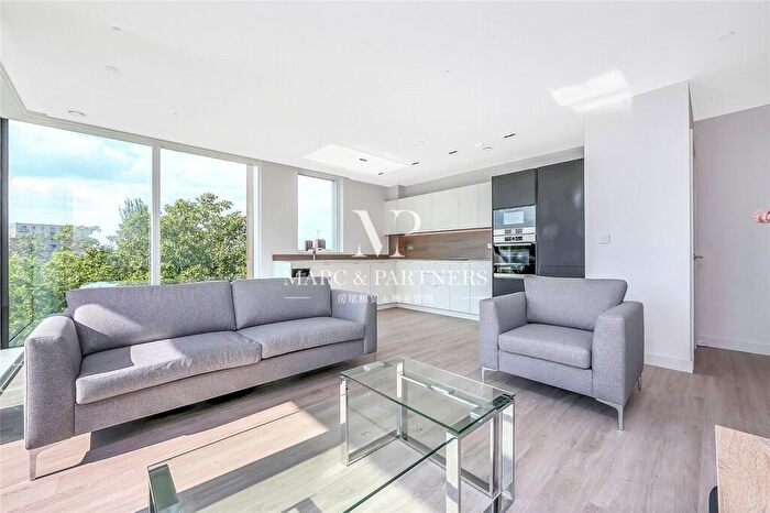 2 Bedroom Property To Rent In Odell House, Woodberry Down, Greater London, N4