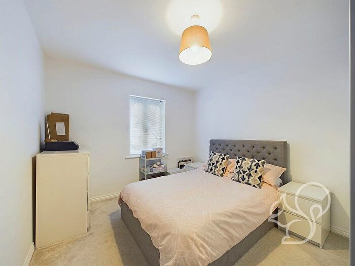 2 Bedroom Flat For Sale In Captain Gardens, Colchester, CO2
