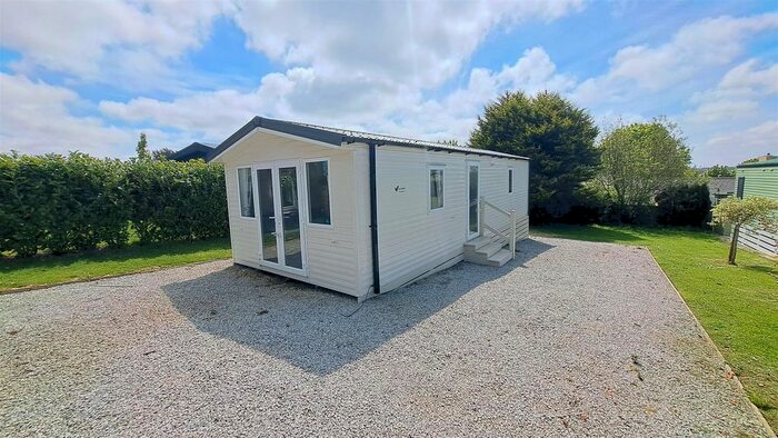 2 Bedroom Property For Sale In Greenbottom, Chacewater, Truro, TR4