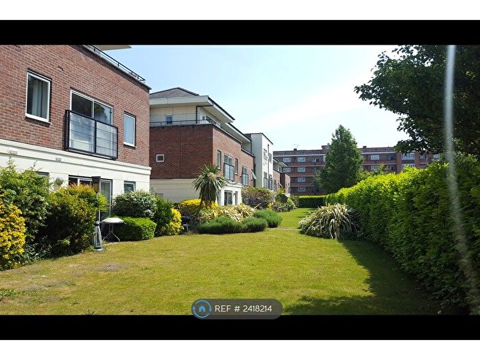 2 Bedroom Flat To Rent In Nine Elms, London, SW8