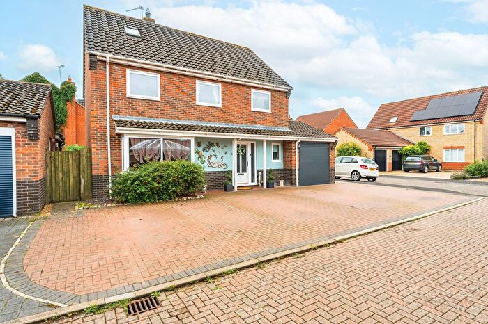 4 Bedroom Detached House For Sale In Brailsford Close, Dereham, NR20
