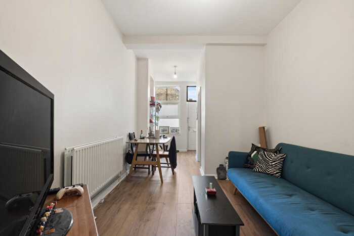 1 Bedroom Flat To Rent In Morning Lane, Hackney, E9