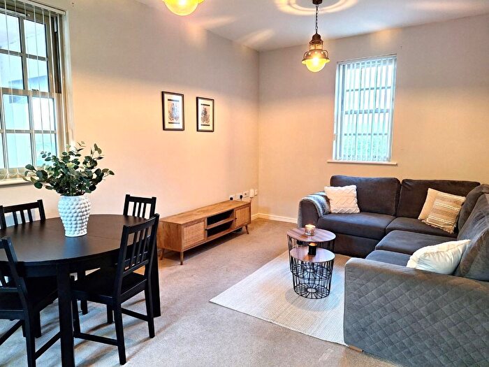 Studio To Rent In Ffordd Coed Darcy, Llandarcy, Neath, SA10