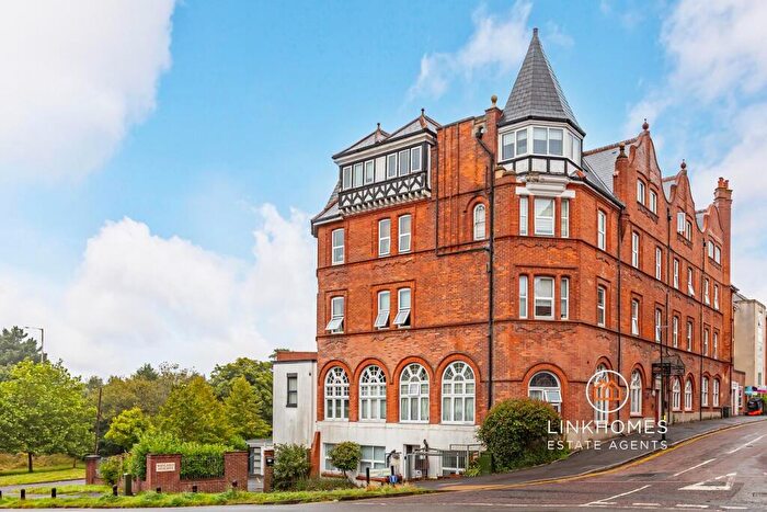 1 Bedroom Apartment For Sale In A Norwich Avenue West, Bournemouth, BH2